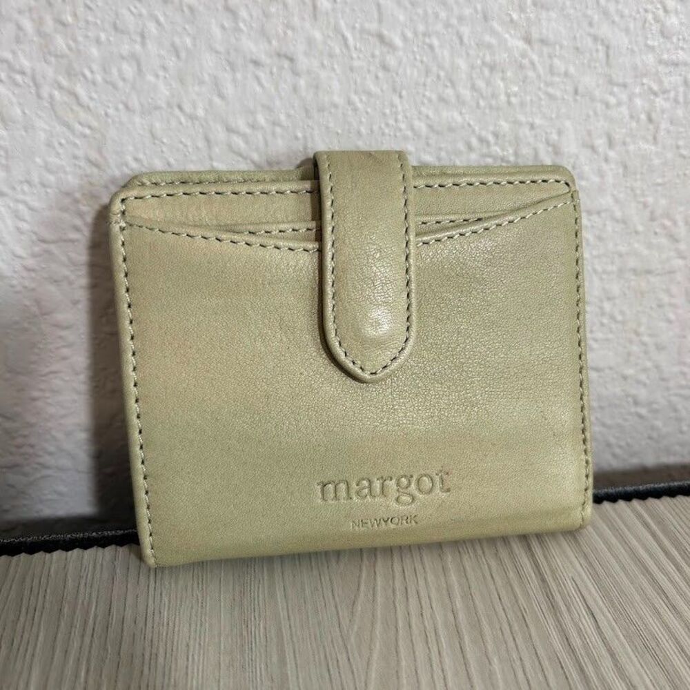 MARGOT NEW YORK Lizzie Small Bifold Wallet Genuine Leather Tan Green